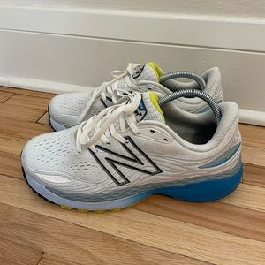 New Balance Fresh Foam 860 running shoe Mens size 9